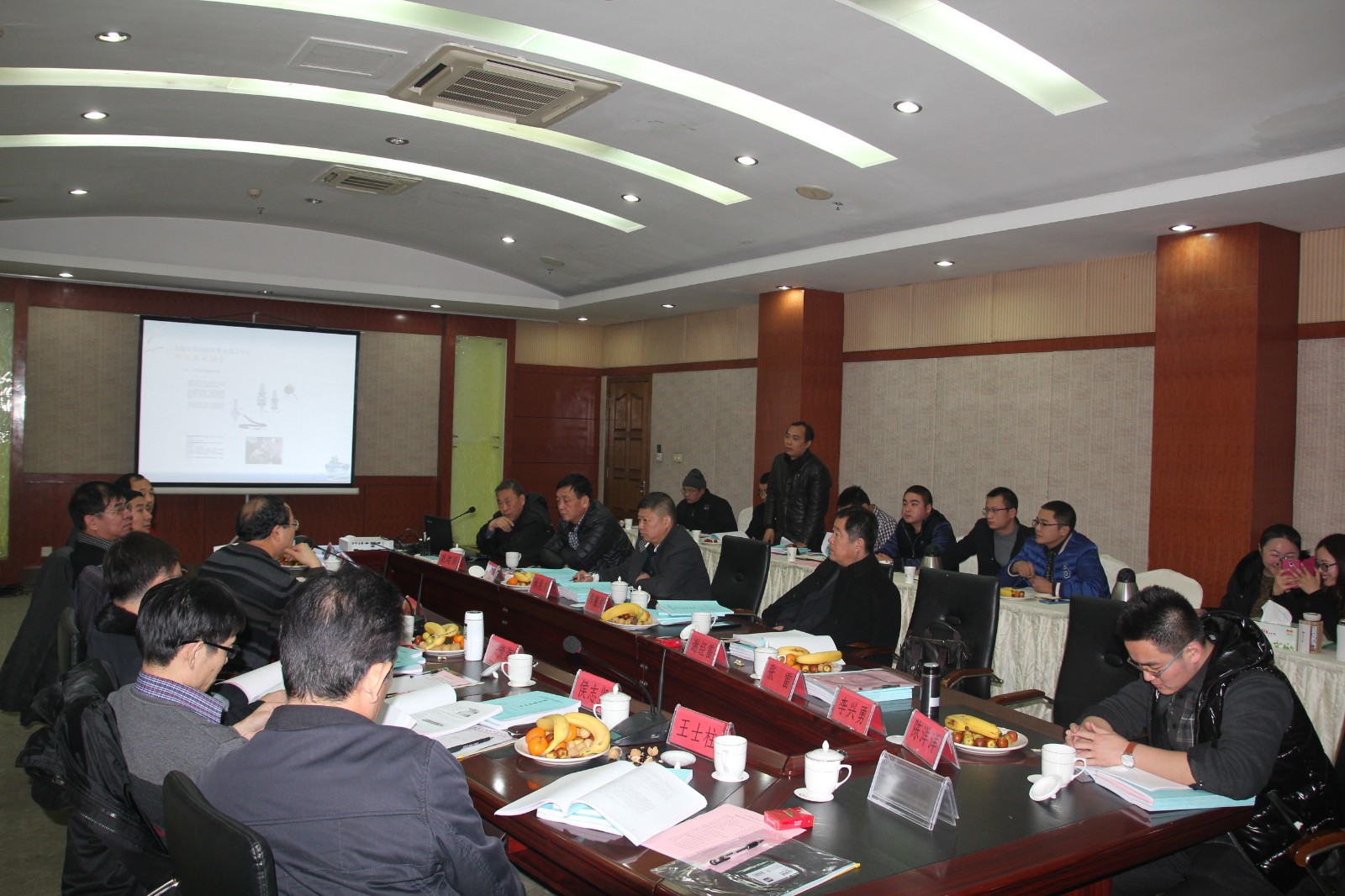 IMG_0242.jpg IMG_0242.jpg